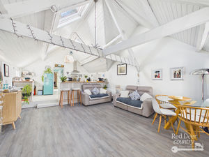 Living Space- click for photo gallery